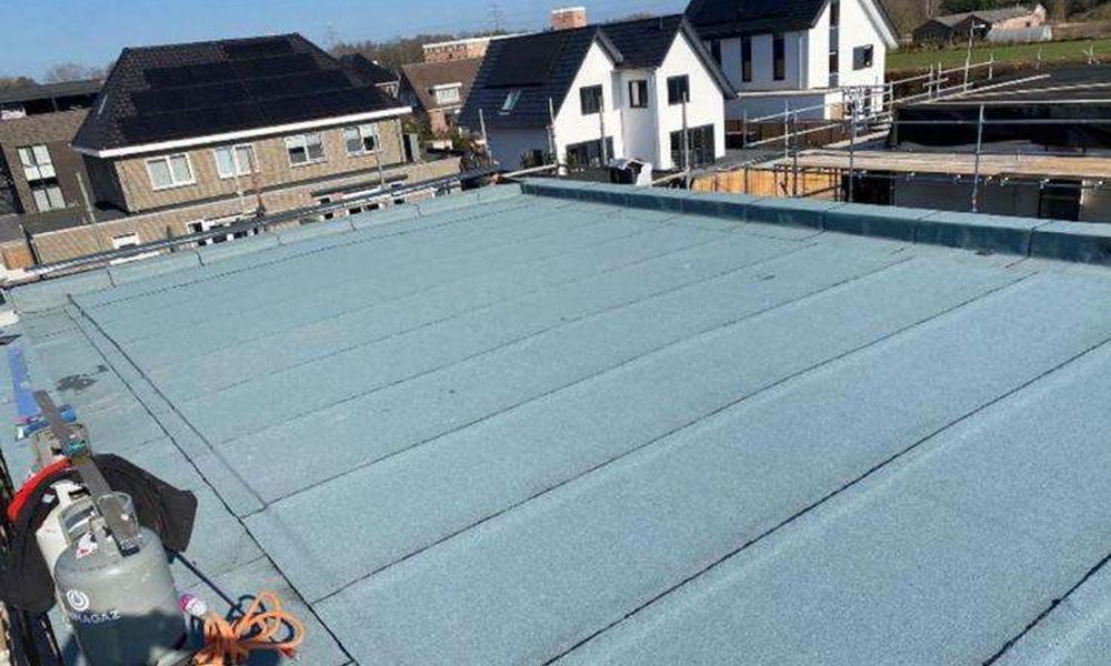 Nieuwe laag bitumen in Rijnsburg Nieuwe laag bitumen in Rijnsburg